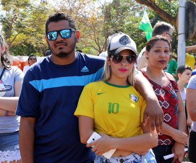 Desfile de 7 de Setembro reúne três-lagoenses na Lagoa Maior