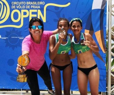 Circuito Brasileiro Sub21 de Vôlei de Praia: Aninha e Carol garantem 1º lugar para MS