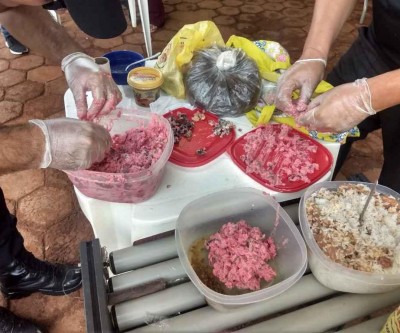 Mãe ‘temperou’ maionese com azeitonas recheadas de maconha para filho preso