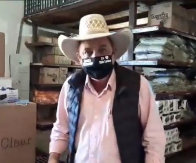 Empresa entrega máscaras de qualidade inferior ao licitado e prefeito desabafa: “temos que banir essa corrupção de fornecedores”