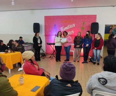 Programa Famílias Fortes da SMAS de Três Lagoas encerra mais um ciclo de ações