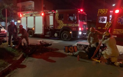 Veja o vídeo: Colisão entre motos deixa duas pessoas feridas no São Carlos 