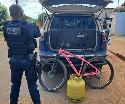 “Migué não colou”: Homem furta bike e botijão, tenta justificar crime como cobrança de dívida, mas acaba preso