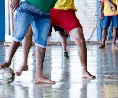Homem quebra maxilar durante confusão em jogo de futebol em Brasilândia