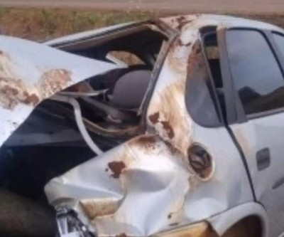 Carro com recém-nascido a caminho de hospital capota na MS-276