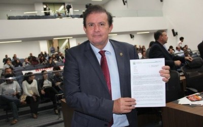 Deputado Eduardo Rocha apresenta Moção de Congratulação à promotor de Justiça de Três Lagoas
