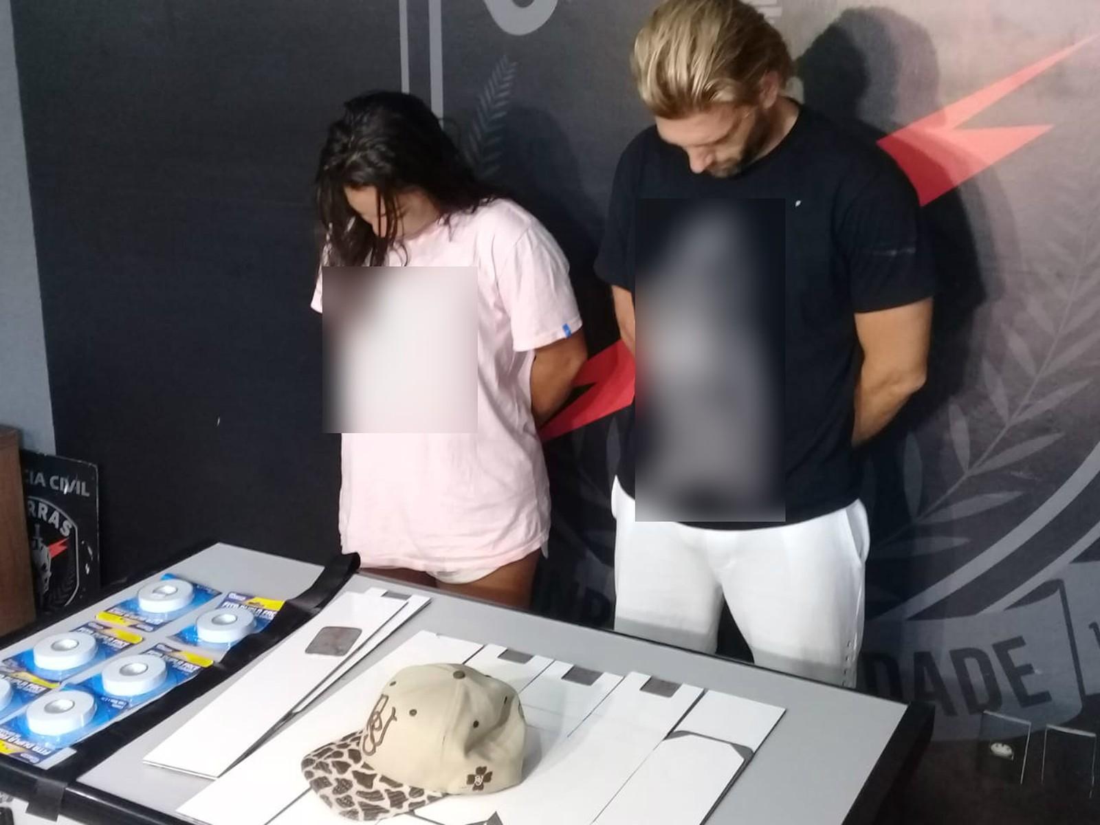 Presos ao gastarem R$ 700 em motel de SP, homem percorria o país com a amante furtando dinheiro de bancos Presos ao gastarem R$ 700 em motel de SP, homem percorria o país com a amante furtando dinheiro de bancos