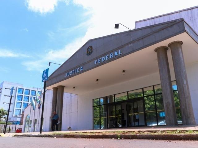 Justiça concede a 8ª liminar a cotista de Medicina excluído da UFMS Justiça concede a 8ª liminar a cotista de Medicina excluído da UFMS