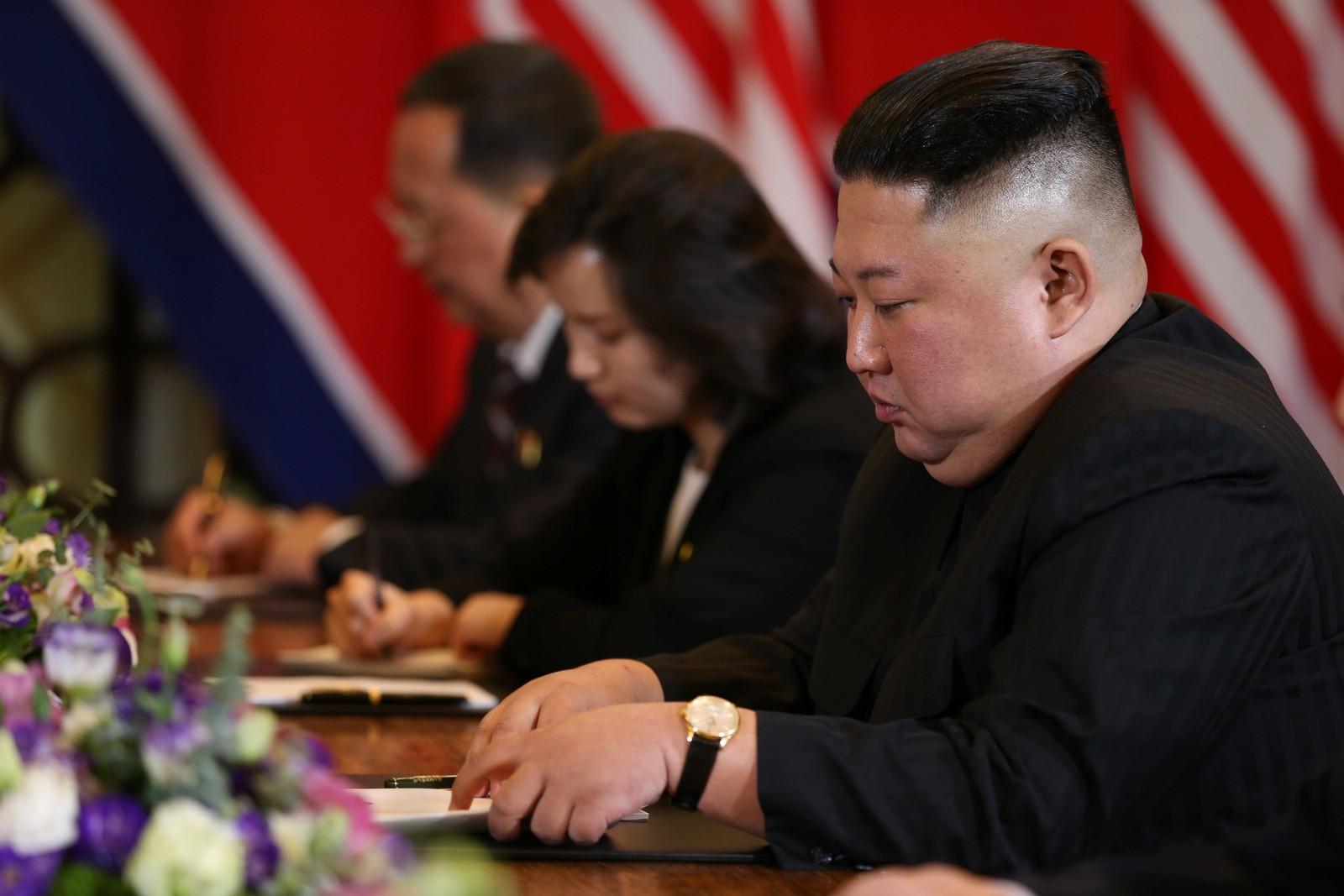Donald Trump e Kim Jong-un encerram encontro sem acordo e antes do previsto