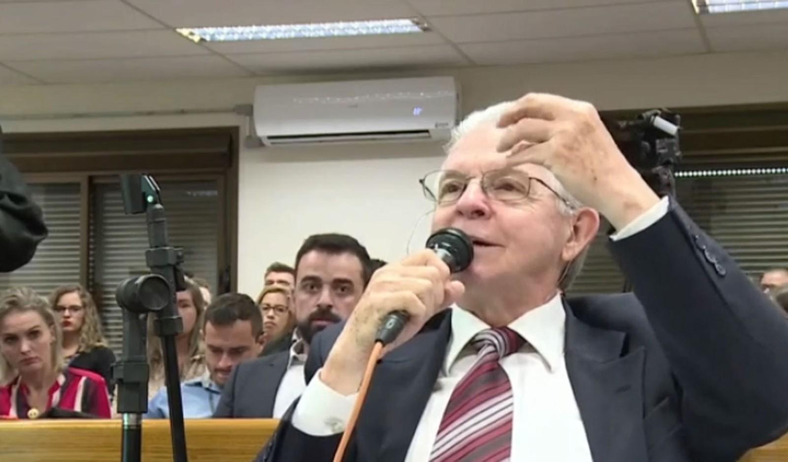 Pai, madrasta e outros dois réus são condenados pela morte do menino Bernardo em Três Passos Pai, madrasta e outros dois réus são condenados pela morte do menino Bernardo em Três Passos