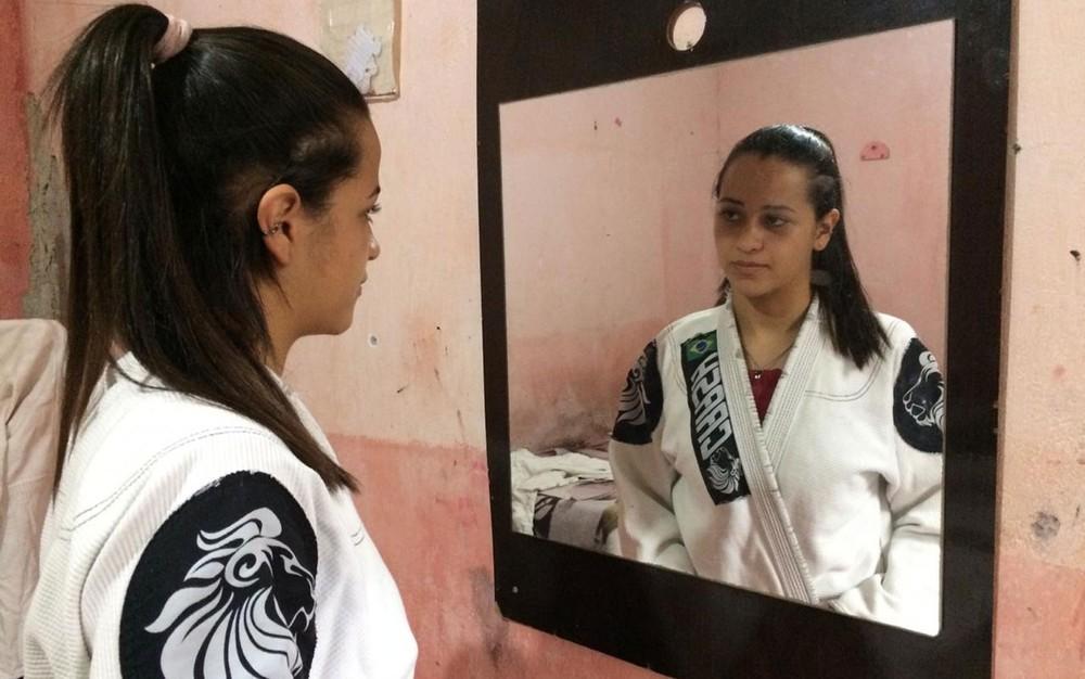 Professores e funcionários retomam rotina na Escola Raul Brasil em Suzano