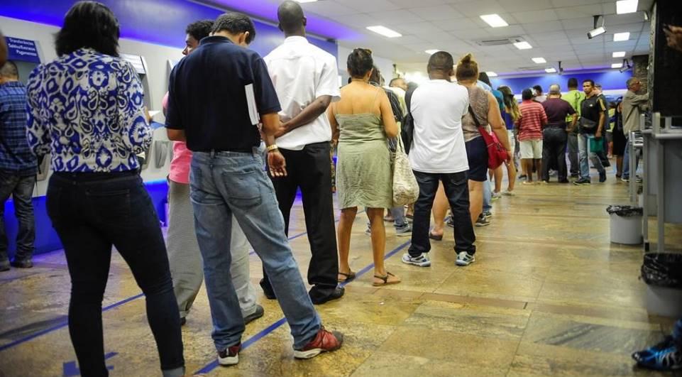 Bancos reabrem às 12h desta Quarta-feira de Cinzas