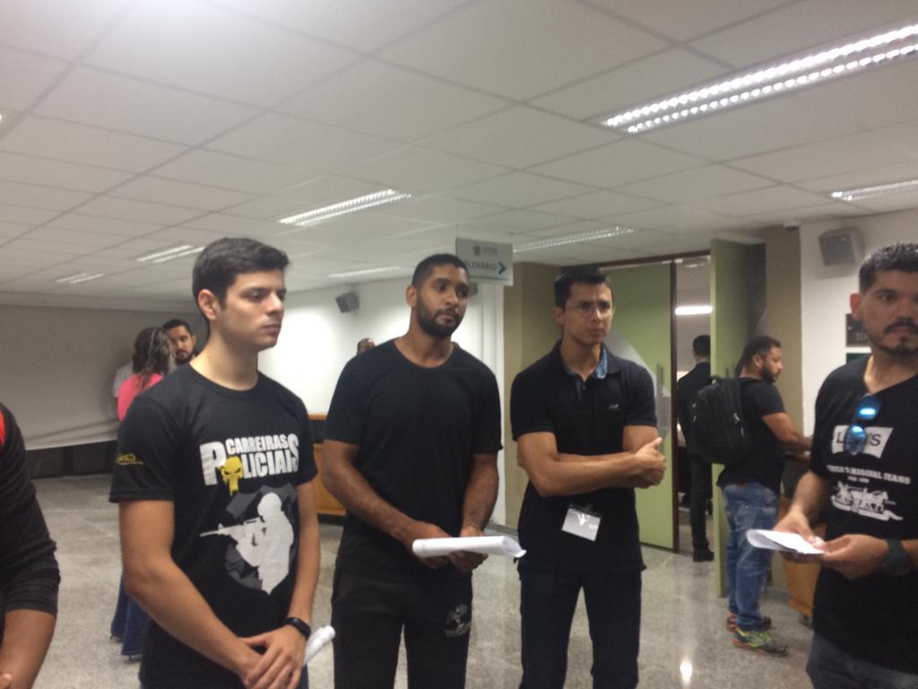 Candidatos pedem ajuda para deputados sobre demora na aplicação de teste