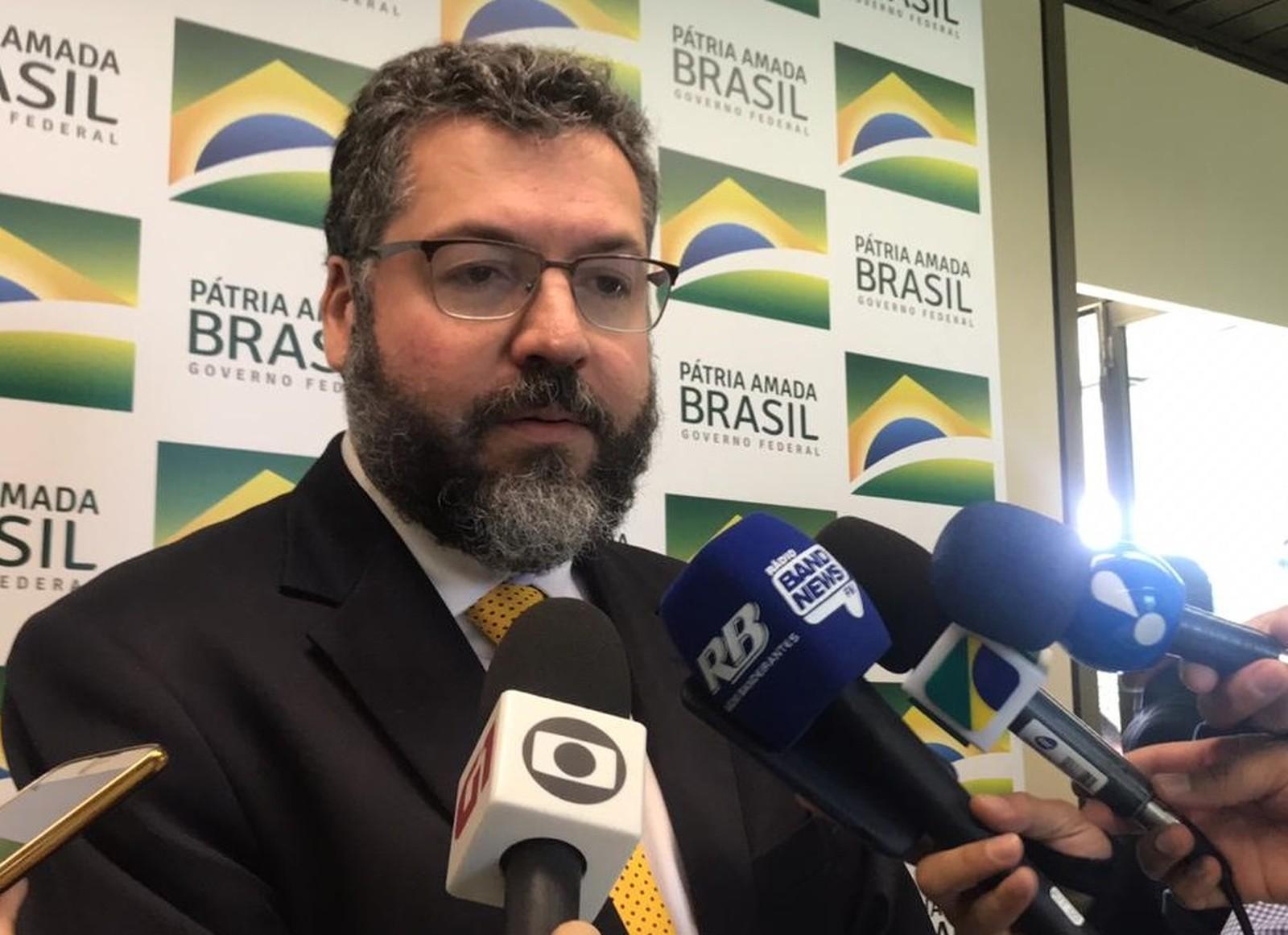 Chanceler diz que seria um 'absurdo completo' prisão de Guaidó ao voltar à Venezuela