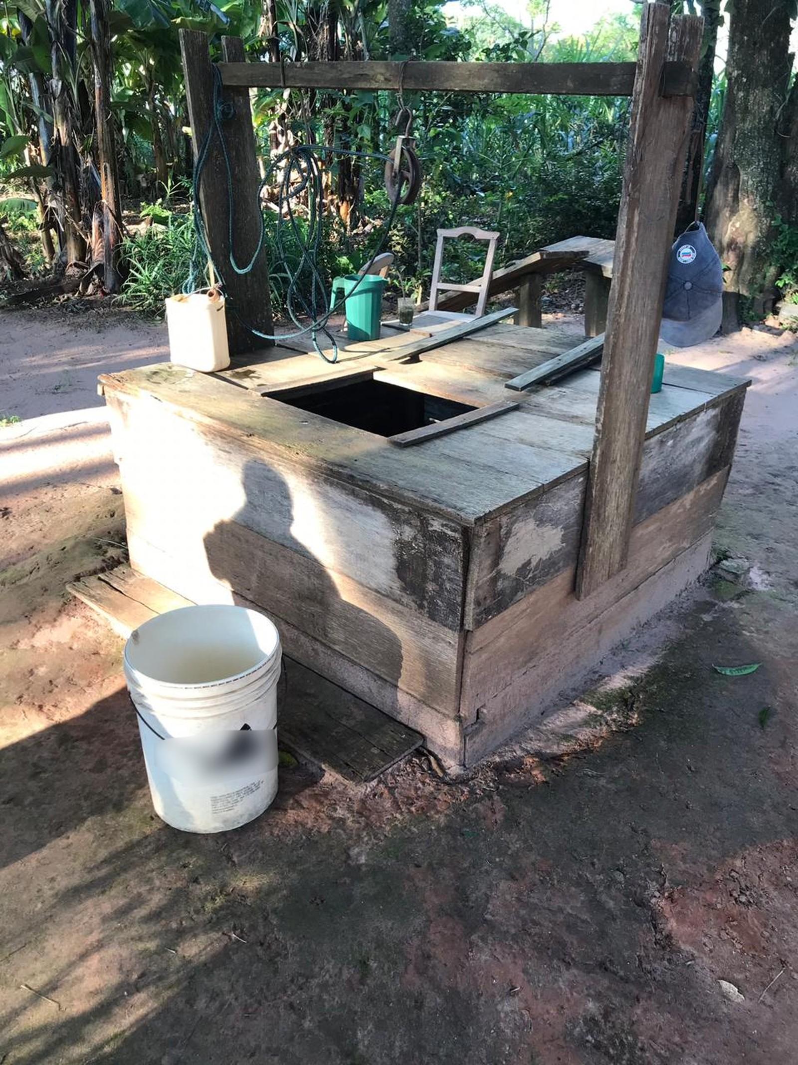 Criança é encontrada viva dentro de poço d'água após passar a noite segurando em raiz em MS