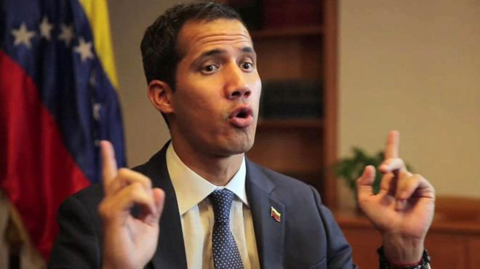 Guaidó é inabilitado para ocupar cargos políticos na Venezuela Guaidó é inabilitado para ocupar cargos políticos na Venezuela