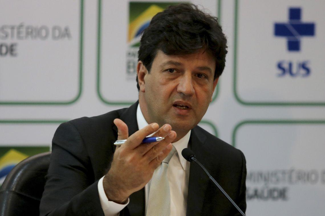 Ministério da Saúde deverá rever edição da caderneta do adolescente