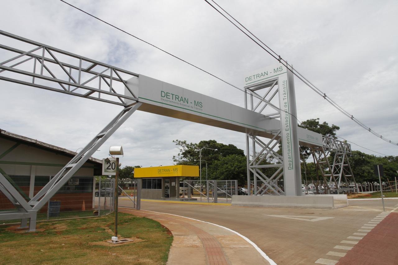 Nova denúncia de corrupção no Detran-MS envolve servidores em suspeita de ‘máfia’ Nova denúncia de corrupção no Detran-MS envolve servidores em suspeita de ‘máfia’