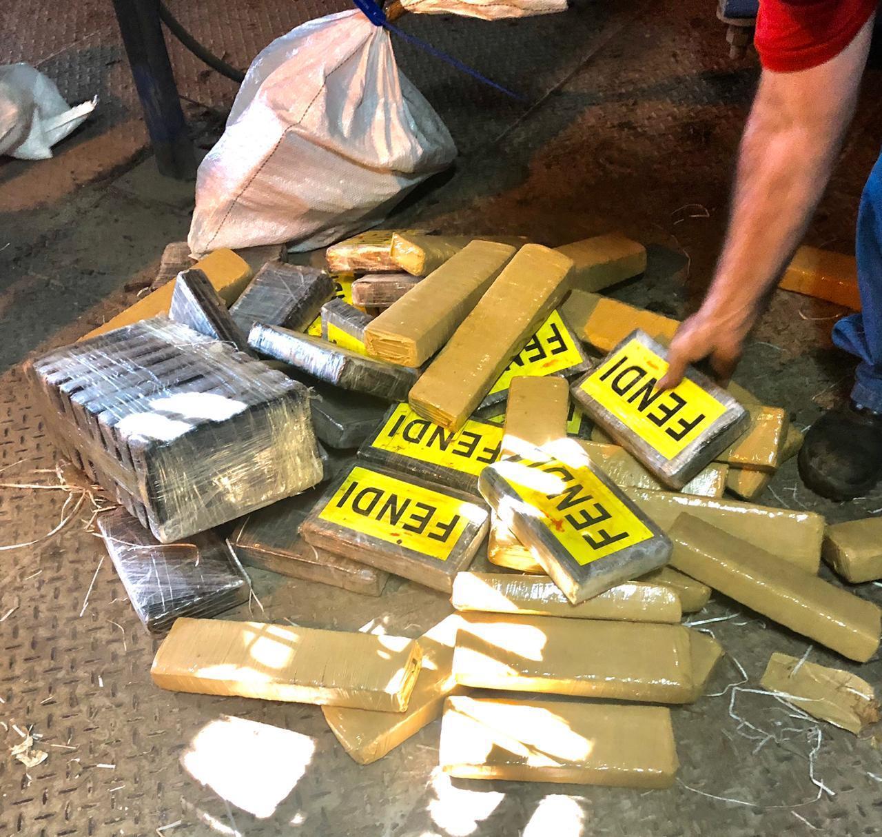 Polícia Federal incinera 3,6 toneladas de drogas apreendidas