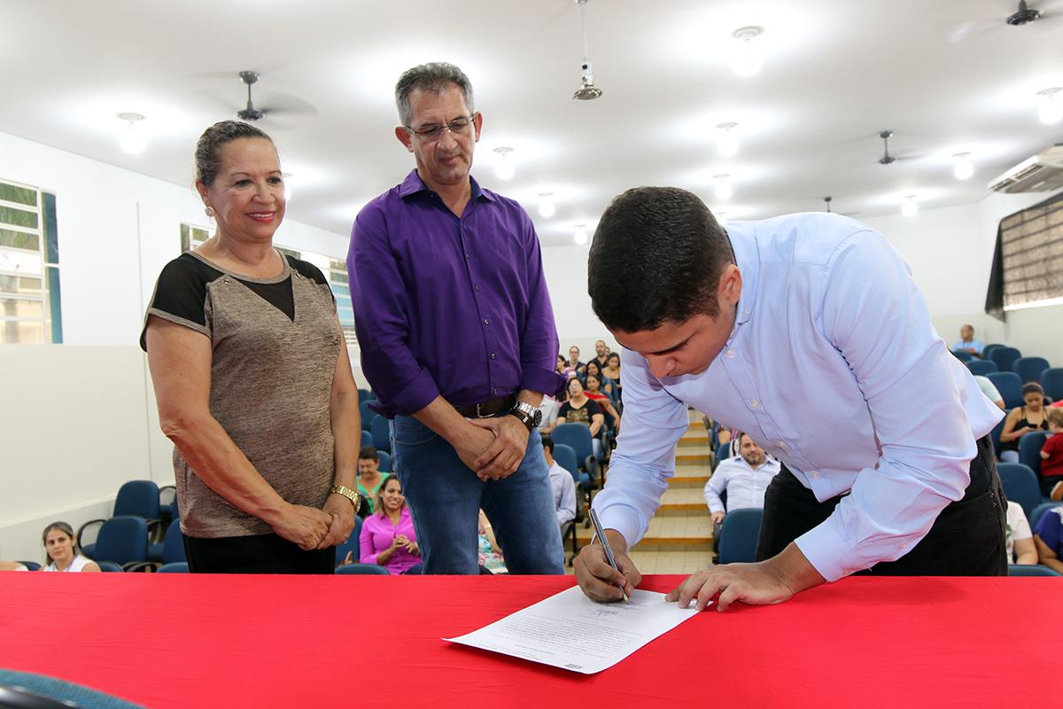 Prefeitura de Três Lagoas empossa em tempo recorde 294 candidatos aprovados em Concurso Público