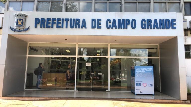 Prefeitura anuncia concurso com 450 vagas para área da saúde; confira Prefeitura anuncia concurso com 450 vagas para área da saúde; confira