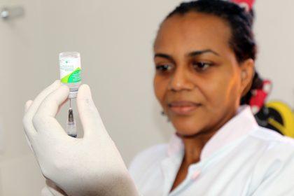 Vacina da Gripe continua disponível nas Unidades Básicas de Saúde de Três Lagoas Vacina da Gripe continua disponível nas Unidades Básicas de Saúde de Três Lagoas