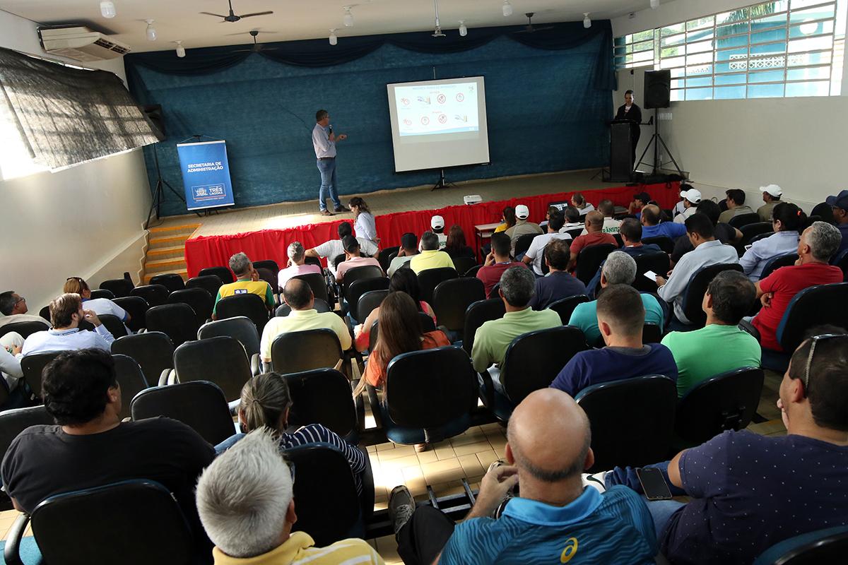 Motoristas da Prefeitura de Três Lagoas participam da 2ª Semana de Conscientização no Trânsito