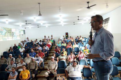 Motoristas da Prefeitura de Três Lagoas participam da 2ª Semana de Conscientização no Trânsito Motoristas da Prefeitura de Três Lagoas participam da 2ª Semana de Conscientização no Trânsito