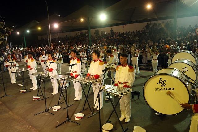 Autoridades e público de Três Lagoas prestigiam e aplaudem Festival de Bandas e Fanfarras Autoridades e público de Três Lagoas prestigiam e aplaudem Festival de Bandas e Fanfarras