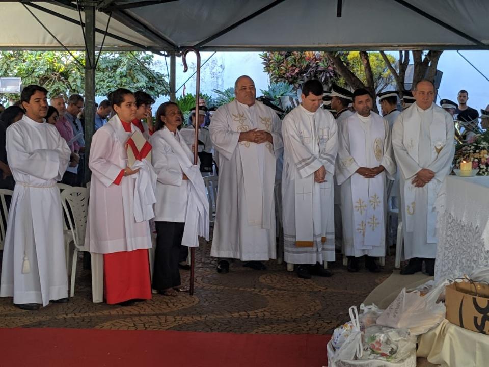 Missa Campal reúne fiéis e celebra o Dia de Santo Antônio na Igrejinha de Três Lagoas Missa Campal reúne fiéis e celebra o Dia de Santo Antônio na Igrejinha de Três Lagoas