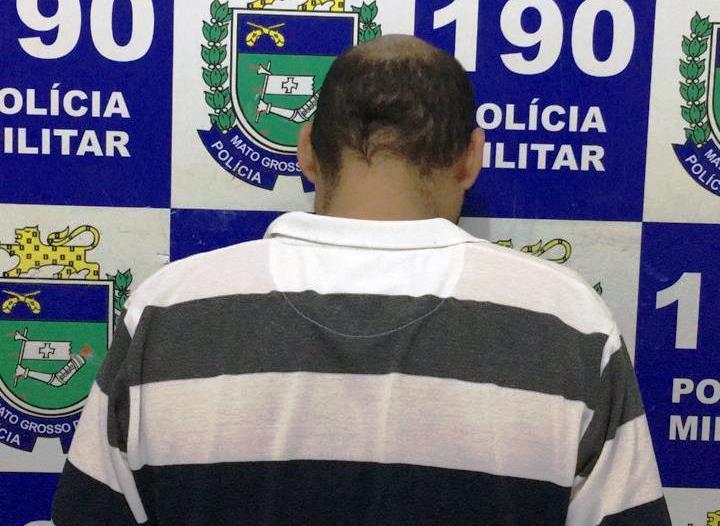 Polícia aborda e prende homem com mandado de prisão em aberto no Interlagos Polícia aborda e prende homem com mandado de prisão em aberto no Interlagos