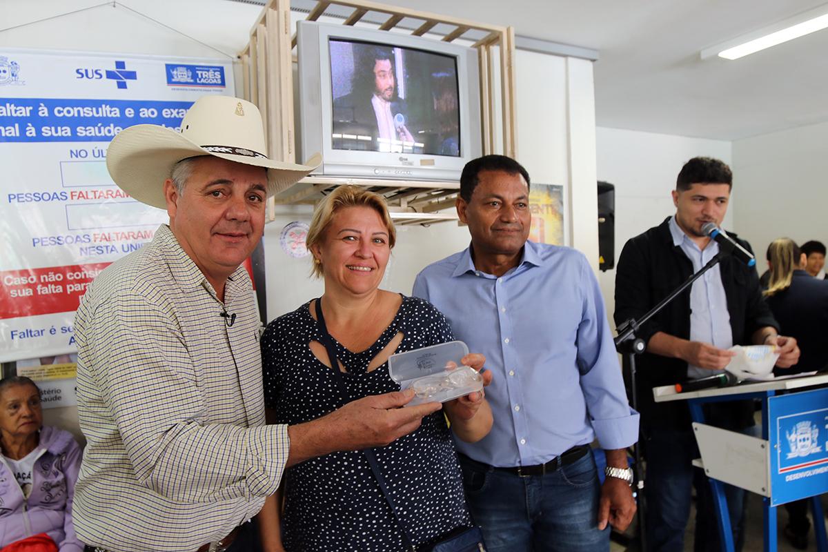 Saúde de Três Lagoas entrega nova remessa de óculos às famílias de baixa renda Saúde de Três Lagoas entrega nova remessa de óculos às famílias de baixa renda