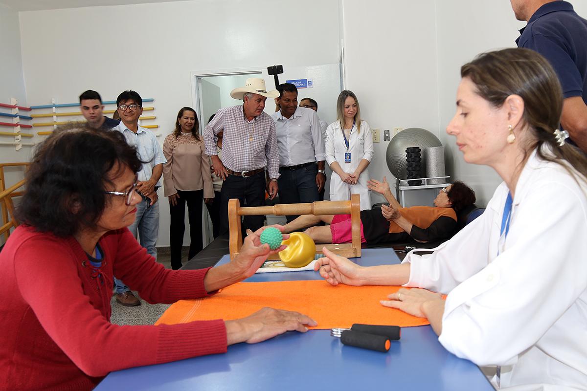 Clínica de Fisioterapia e Reabilitação recebe novos equipamentos da Saúde