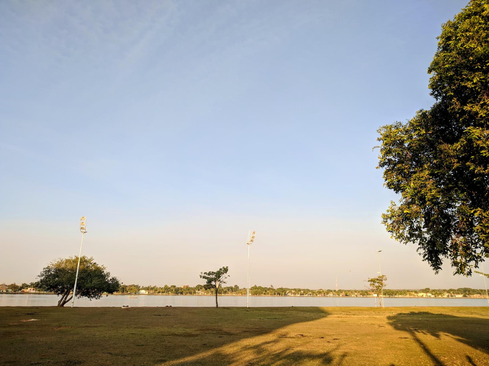 Com tempo aberto, segunda-feira (26) registra temperatura máxima de 33 ºC