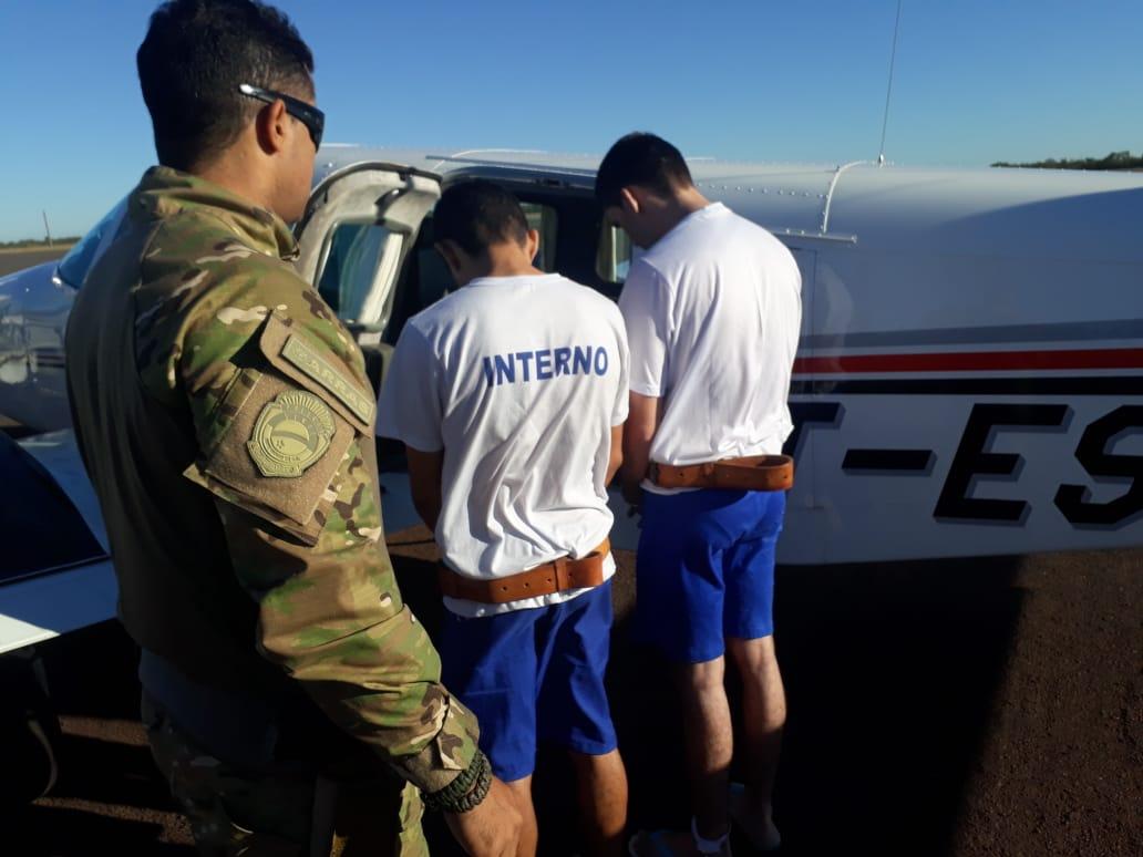 Dupla acusada de furto a banco é presa no Piauí e transferida para Campo Grande