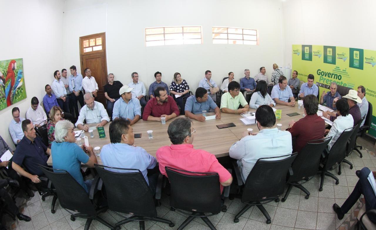 Gabinete do Interior começa por Três Lagoas e reúne lideranças do Bolsão Gabinete do Interior começa por Três Lagoas e reúne lideranças do Bolsão