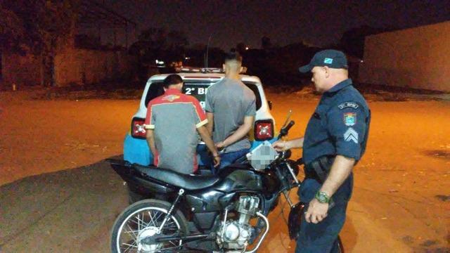 Motociclista, sem CNH, empreende fuga para despistar a PM em Três Lagoas
