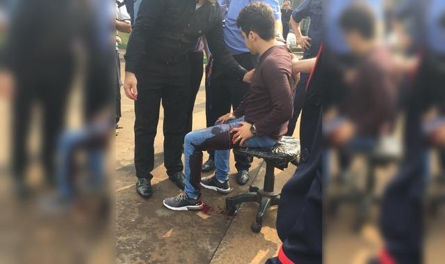 Tiroteio no estacionamento do Shopping China causa pânico e deixa um ferido na fronteira Tiroteio no estacionamento do Shopping China causa pânico e deixa um ferido na fronteira