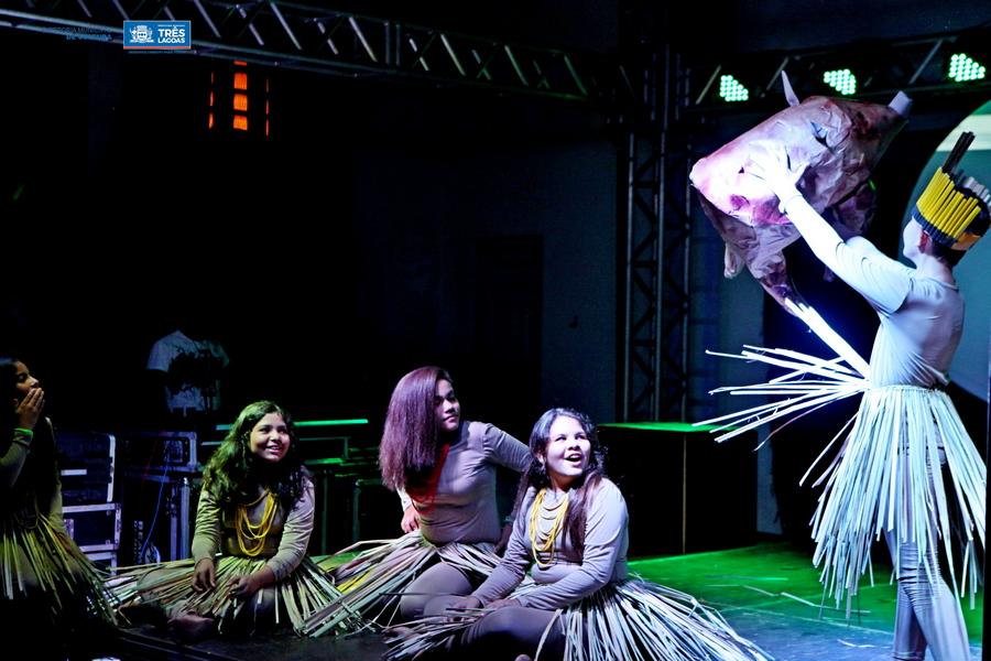 Alunos de teatro da Diretoria de Cultura apresentaram peças como conclusão de curso Alunos de teatro da Diretoria de Cultura apresentaram peças como conclusão de curso