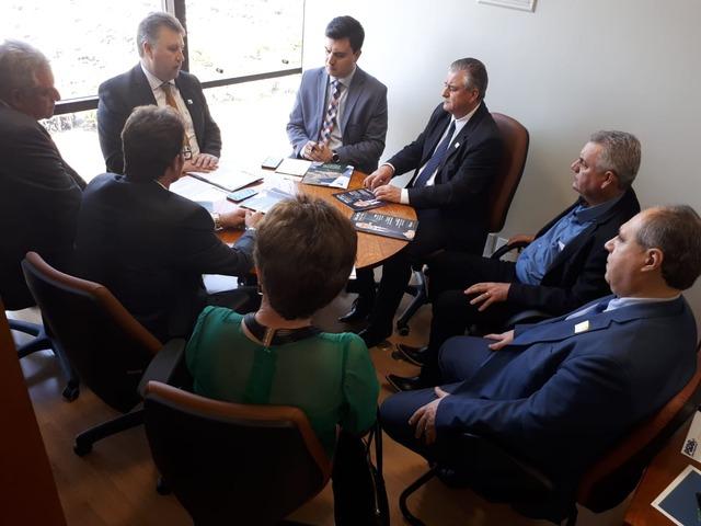 Em Brasília Guerreiro discute facilitações do uso dos lagos de usina Em Brasília Guerreiro discute facilitações do uso dos lagos de usina