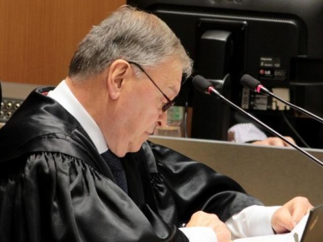 Em Três Lagoas, agente de trânsito tenta indenização de R$ 47 mil após suposta “arrogância” sofrida por jornalista 