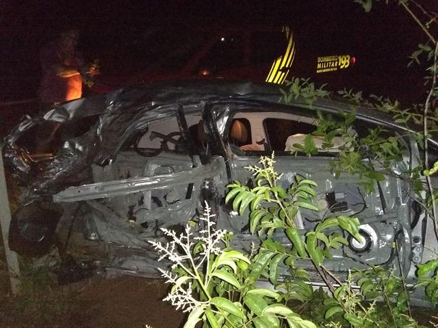 Grave acidente na BR-262 deixa um morto e dois feridos em Água Clara (MS)