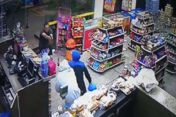 Policial de MS à paisana impede assalto em conveniência e acaba ferido a tiros no PR