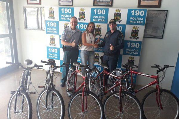 Equipe do PROERD recebe bicicletas do CMDCA para premiação de alunos