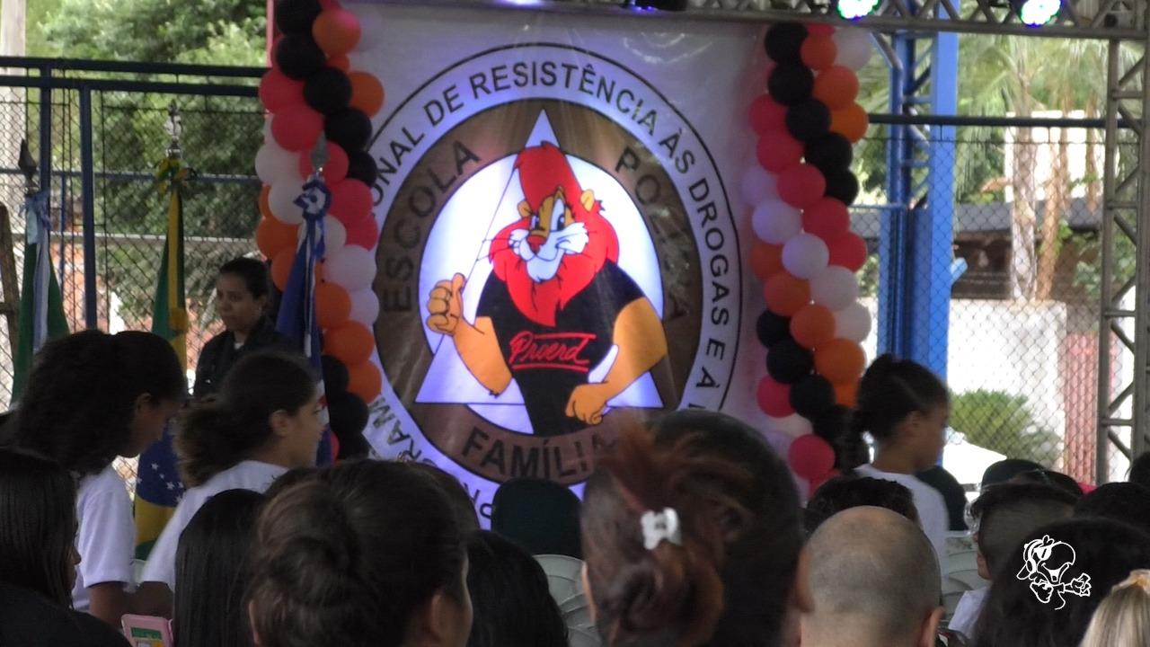 Cerca de 1,3 mil alunos da rede municipal de ensino se formam no PROERD