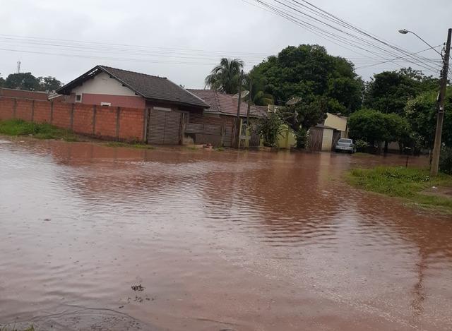 Chuva causa novos transtornos e prejuízos para três-lagoenses