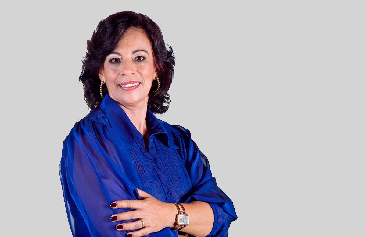 Escola do Novo Oeste recebe o nome da Professora Elaine de Sá