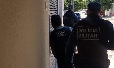 Mulher não aceita fim do namoro e faz avó de ex-namorada refém em Três Lagoas Mulher não aceita fim do namoro e faz avó de ex-namorada refém em Três Lagoas