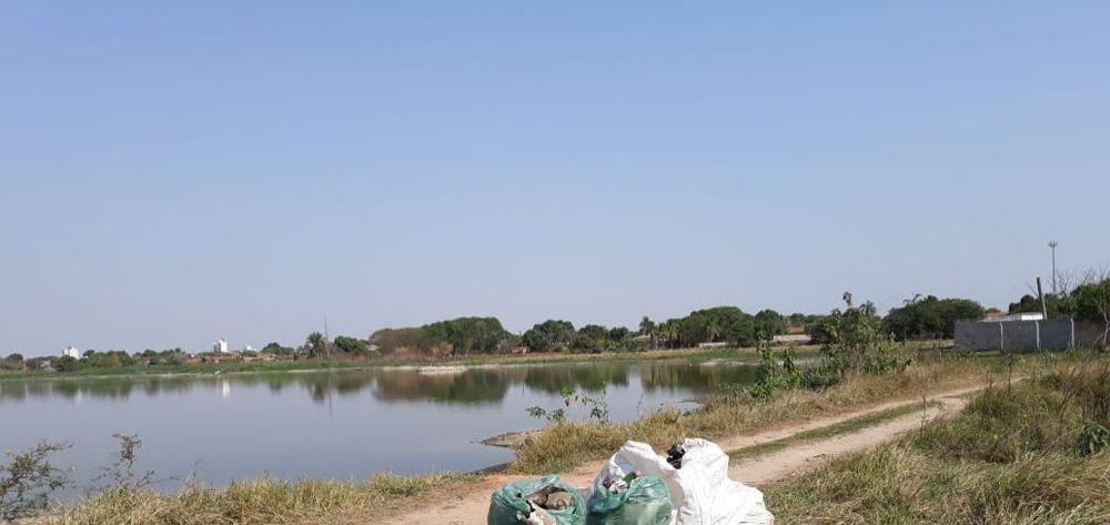 Quadros de motos são localizados em lagoa pela PM após denúncias 