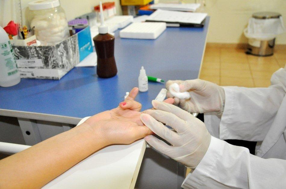 Secretaria de Saúde dá início ao Programa IST/AIDS na Comunidade Secretaria de Saúde dá início ao Programa IST/AIDS na Comunidade